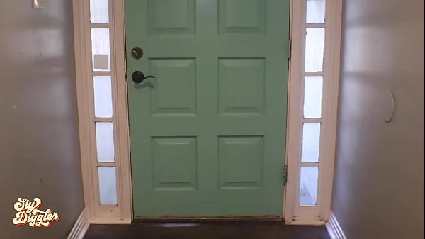 Invited My DoorDash In For a BIG Tip